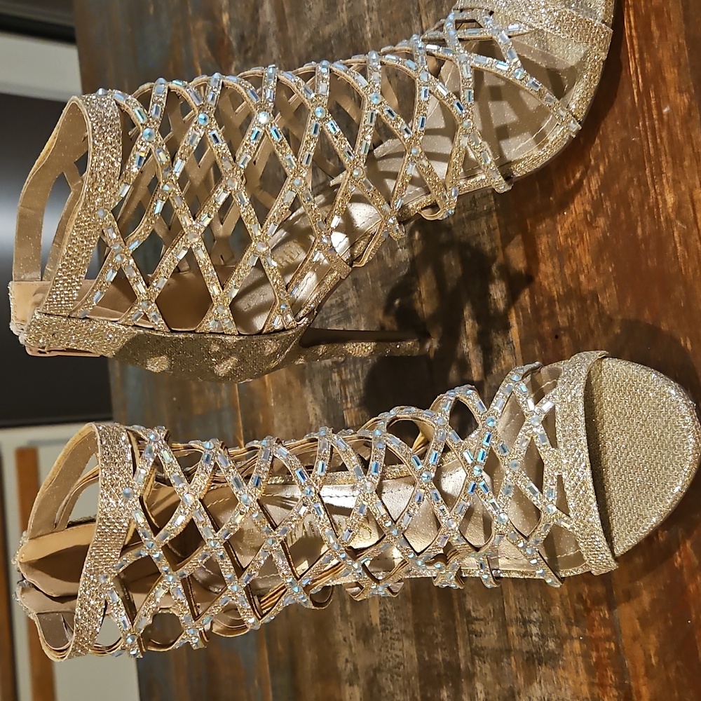 Elegant Gold Glitter Heels